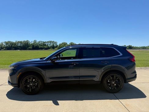 Used 2025 Honda CR-V Sport Touring image 9