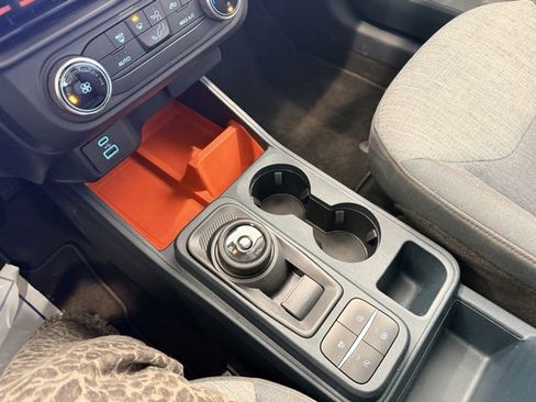 Used 2022 Ford Maverick XLT image 28