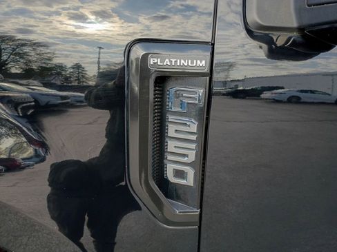 Used 2017 Ford F250 Platinum w/ FX4 Off-Road Package image 3