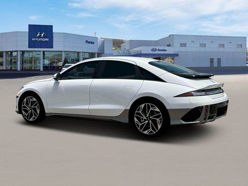 New 2025 Hyundai Ioniq 6 SEL image 4