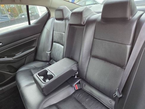 Used 2020 Nissan Altima 2.5 SL AWD/4WD image 13