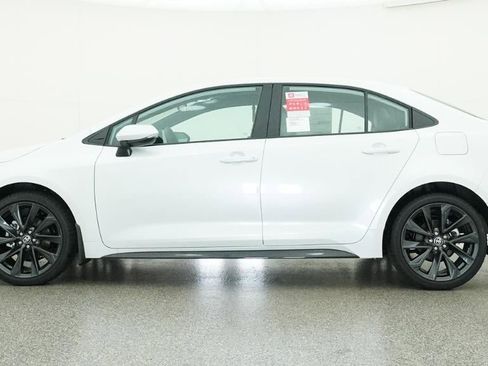 New 2026 Toyota Corolla SE FWD image 38