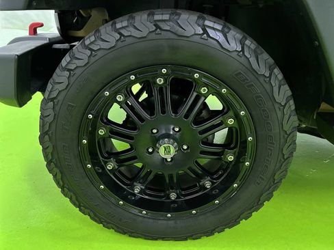 Used 2014 Jeep Wrangler Unlimited Sport w/ Quick Order Package 24S AWD/4WD image 15