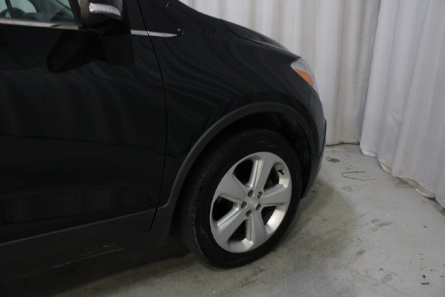 Used 2016 Buick Encore Convenience AWD/4WD image 26