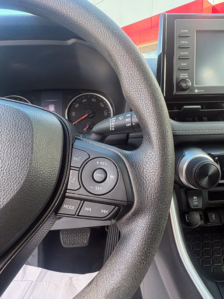Used 2020 Toyota RAV4 LE w/ All Weather Liner Package AWD/4WD image 20