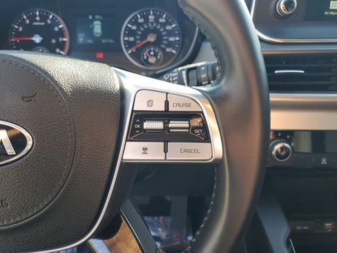 Used 2021 Kia Telluride LX image 23