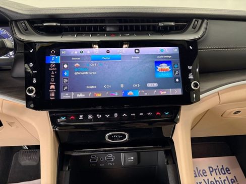 New 2026 Jeep Grand Cherokee L Limited AWD/4WD image 14