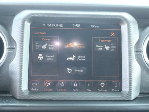 Used 2021 Jeep Wrangler Unlimited Sahara w/ Cold Weather Group AWD/4WD image 25