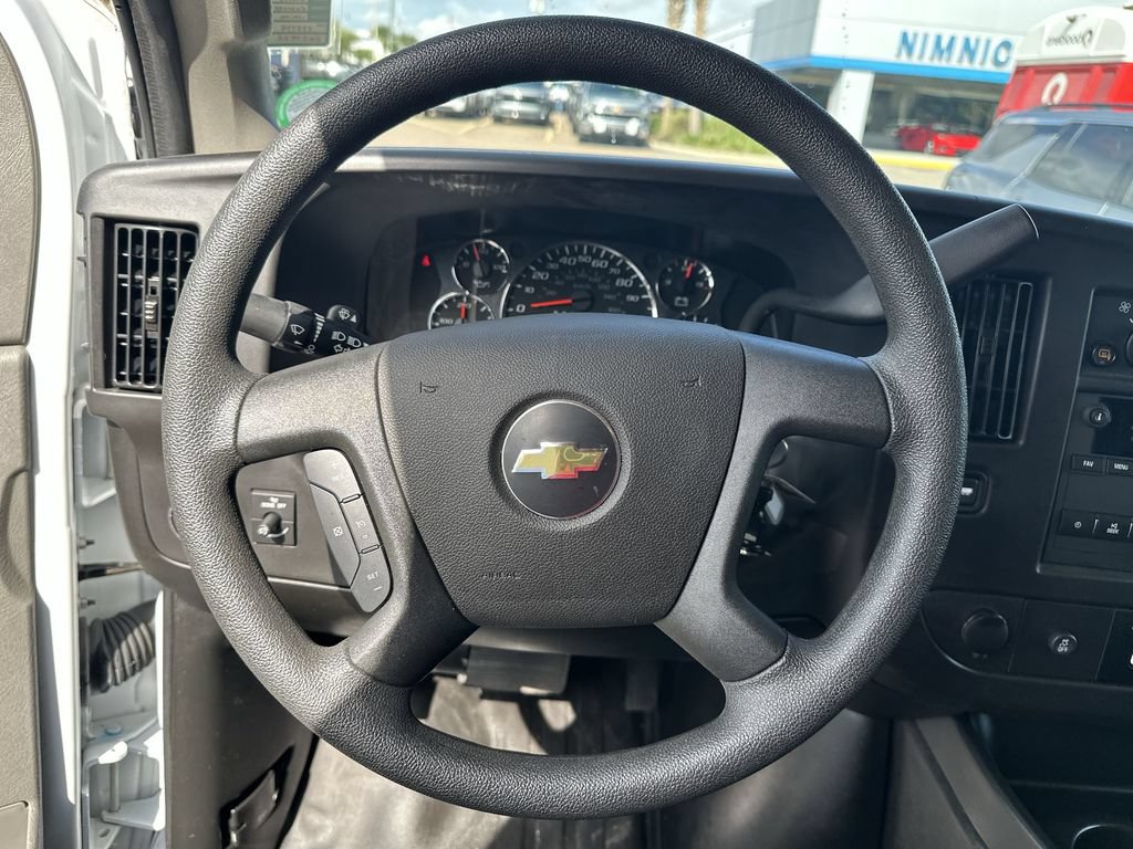 Used 2025 Chevrolet Express 2500 w/ Driver Convenience Package RWD image 20