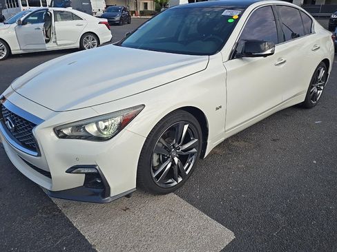 Used 2019 INFINITI Q50 Signature Edition w/ Cargo Package (L96) RWD image 1
