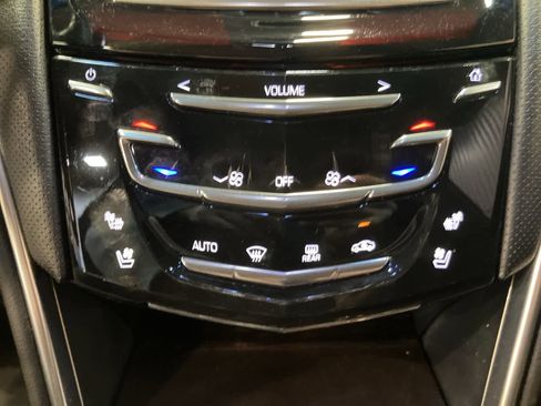 Used 2013 Cadillac XTS Luxury w/ Driver Awareness Package image 18