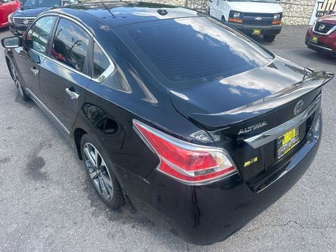 Used 2015 Nissan Altima 2.5 S w/ Power Driver Seat Package FWD image 12