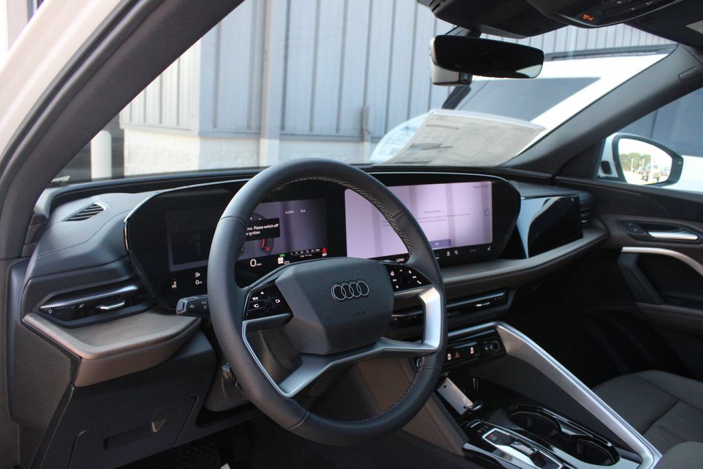 New 2026 Audi Q5 Premium AWD/4WD image 2