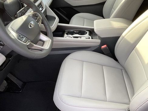 New 2026 Ford Explorer Active w/ Active Comfort Package image 23