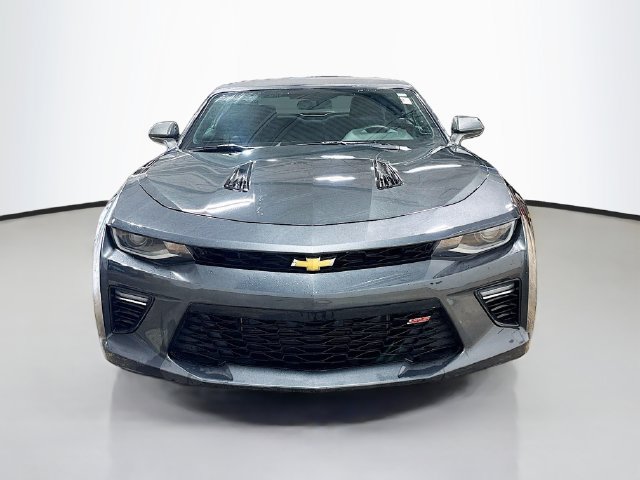 Used 2017 Chevrolet Camaro SS RWD image 3