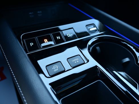 Certified 2025 Nissan Murano Platinum w/ Cargo Package image 34