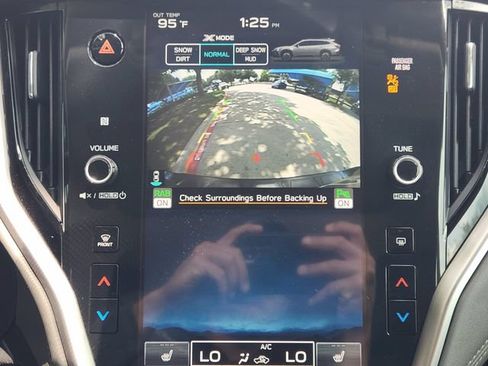 Used 2025 Subaru Outback Onyx Edition XT w/ Popular Package #2 AWD/4WD image 6