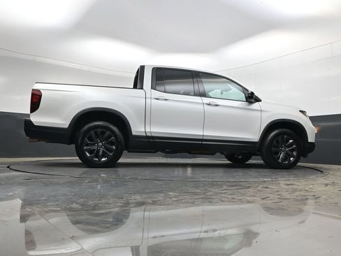 Certified 2023 Honda Ridgeline Sport image 34