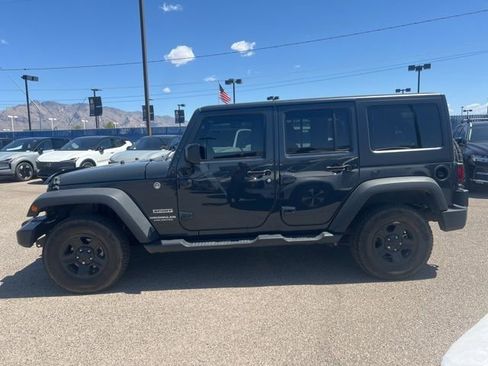 Used 2017 Jeep Wrangler Unlimited Sport w/ Connectivity Group image 7