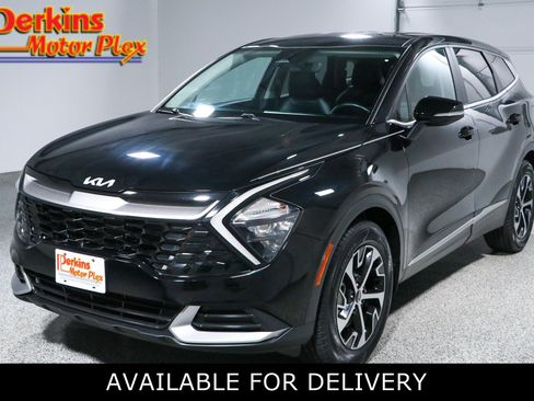 Used 2023 Kia Sportage EX FWD image 1