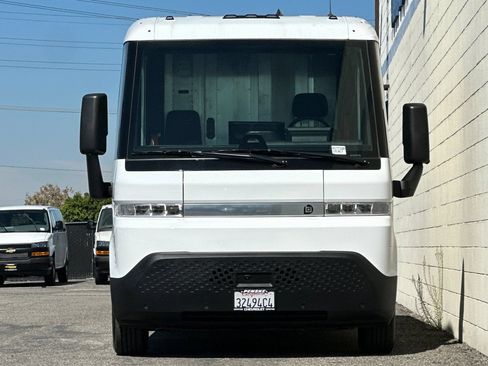 Used 2023 Chevrolet Brightdrop 600 w/ Active Safety Package 2 AWD/4WD image 9