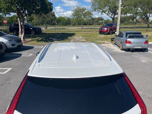 Certified 2023 Cadillac XT4 Premium Luxury w/ Driver Assist Package image 28