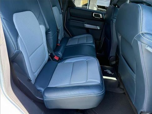 Used 2023 Ford Bronco Outer Banks w/ Sasquatch Package AWD/4WD image 17