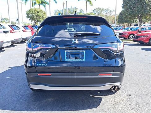 Certified 2024 Honda HR-V Sport image 5