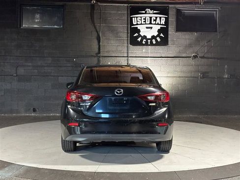 Used 2014 MAZDA MAZDA3 i Sport image 9