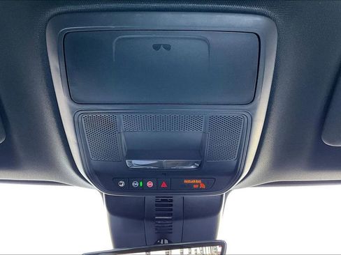 New 2026 Chevrolet Traverse Z71 w/ Enhanced Driving Package image 16