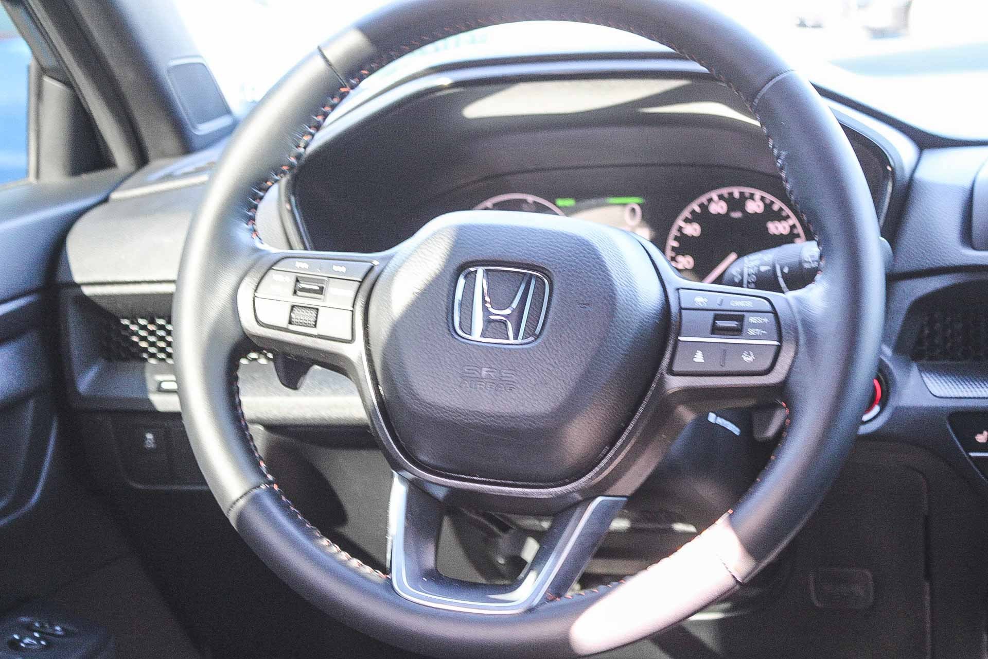 Used 2025 Honda CR-V Sport image 17