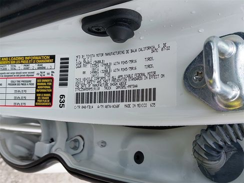 Used 2022 Toyota Tacoma SR image 30