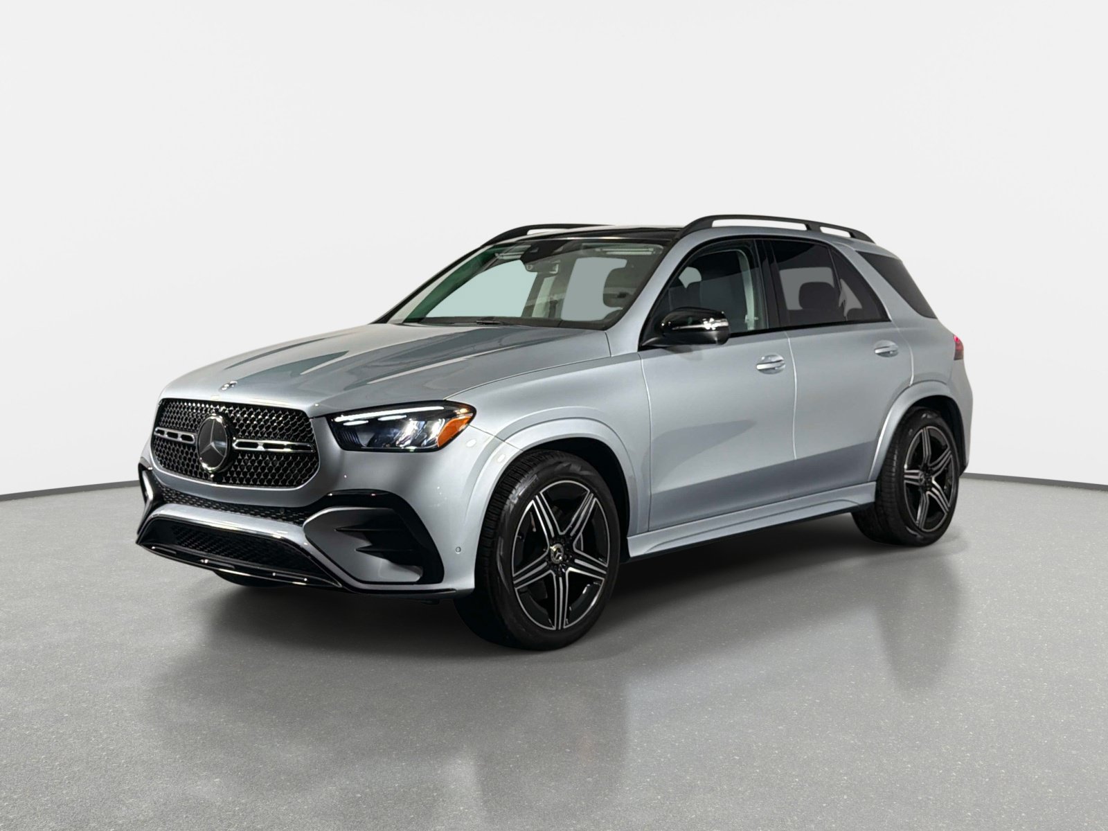 Used 2026 Mercedes-Benz GLE 450 4MATIC w/ Driver Assistance Package image 7