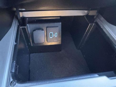 Used 2022 Ford Explorer ST w/ Equipment Group 401A image 23