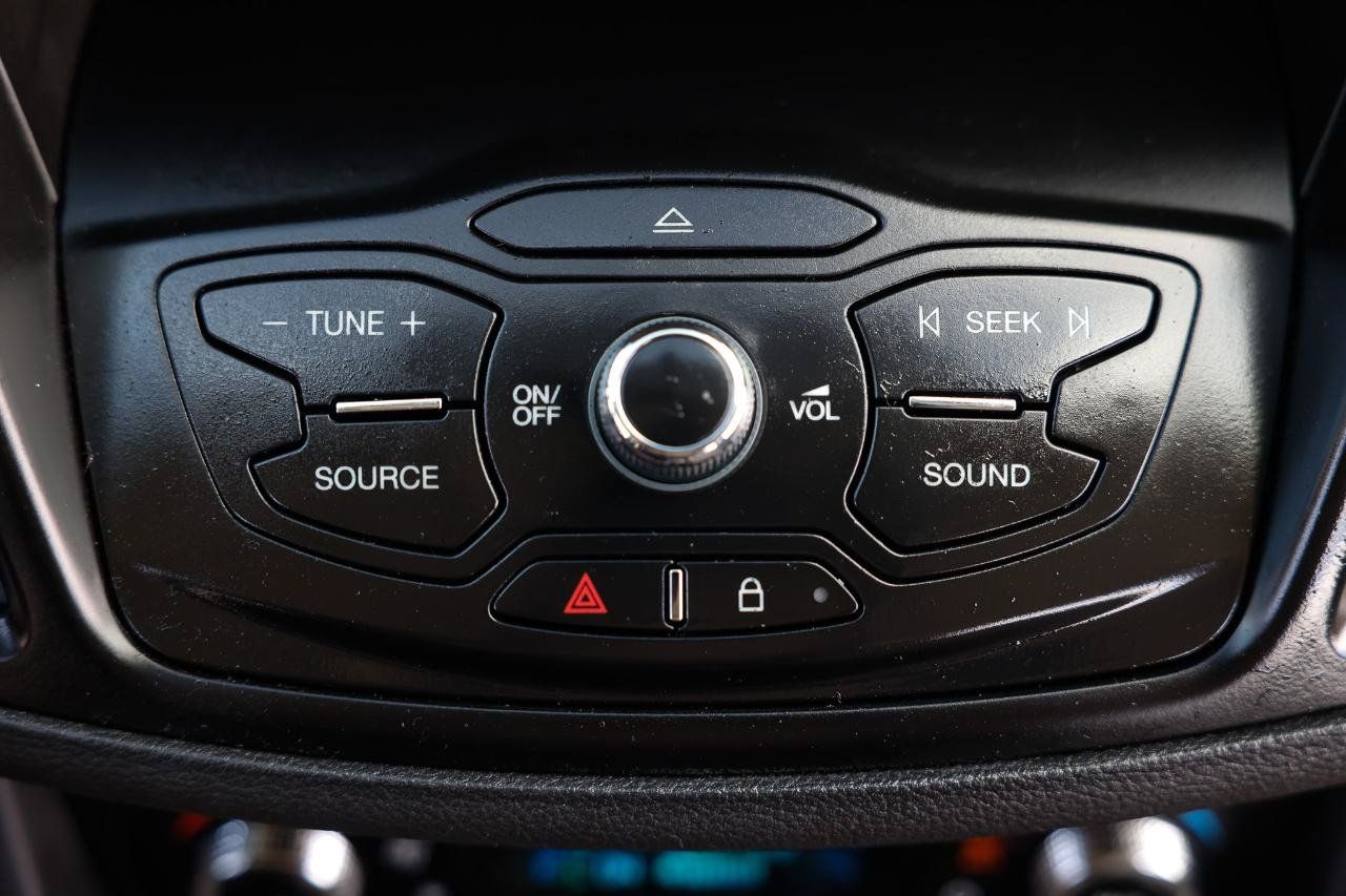 Used 2013 Ford Escape SE FWD image 32