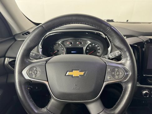 Used 2018 Chevrolet Traverse LT FWD image 12
