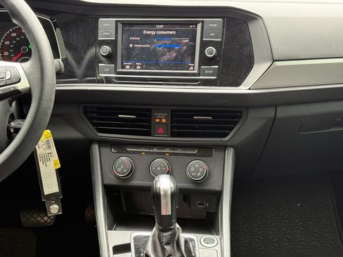 Used 2019 Volkswagen Jetta S FWD image 12