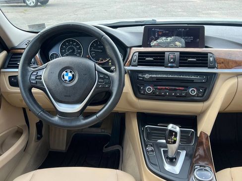 Used 2014 BMW 328i xDrive Sedan image 17