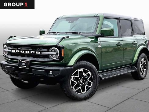 Certified 2025 Ford Bronco Outer Banks image 1