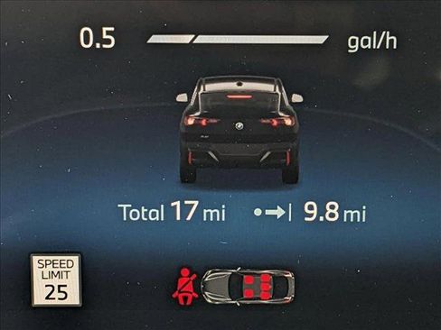 Used 2025 BMW X2 xDrive28i w/ Technology Package image 10