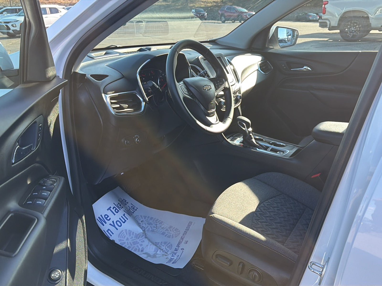 Used 2024 Chevrolet Equinox LT w/ LPO, Floor Liner Package AWD/4WD image 8