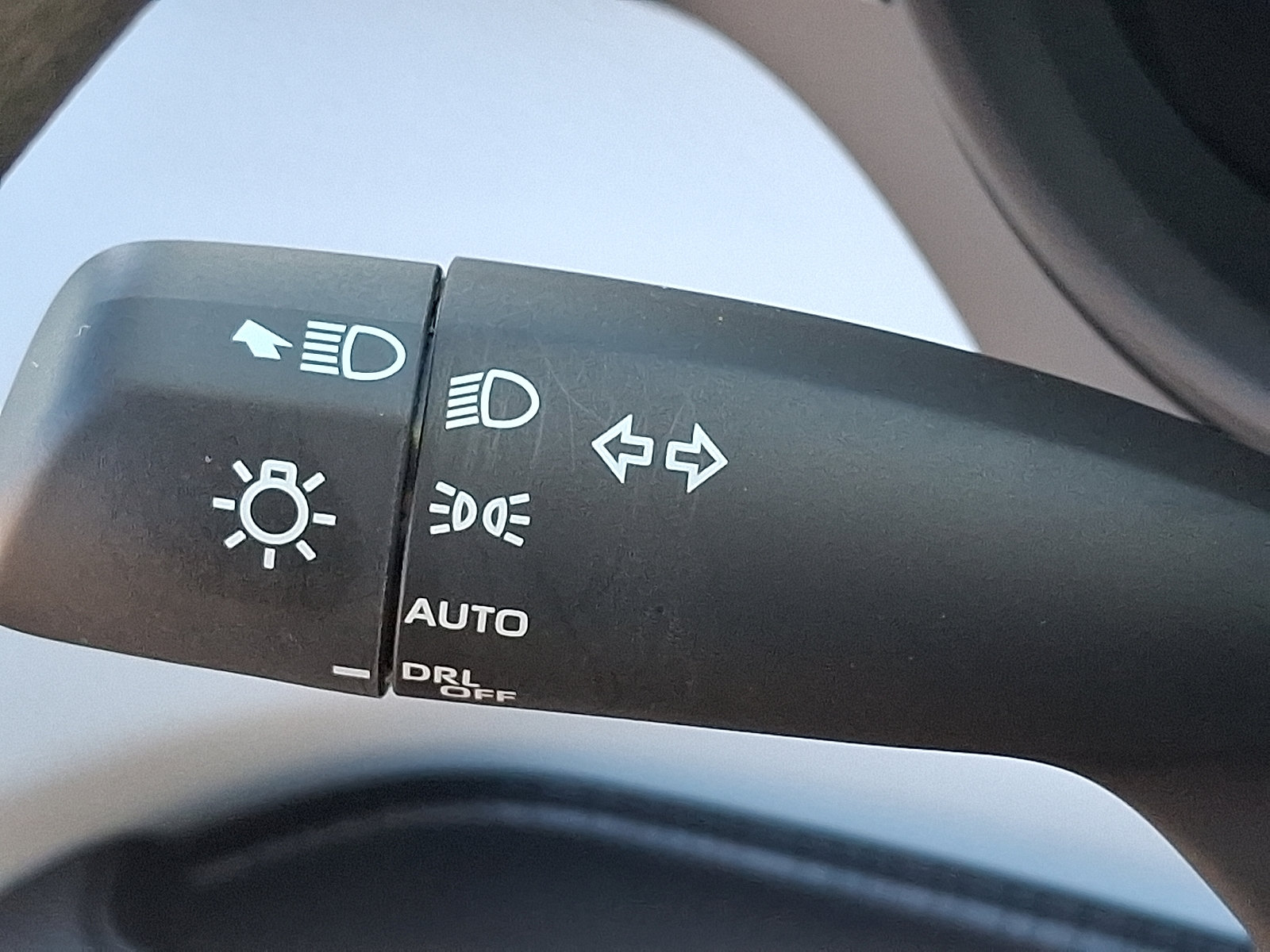 Certified 2025 Toyota Sienna LE AWD/4WD image 25