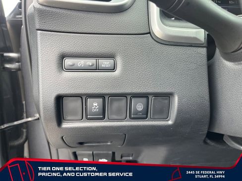 Used 2022 Nissan Murano S FWD image 26