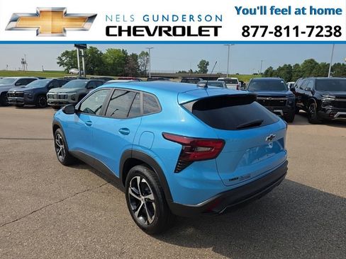 New 2025 Chevrolet Trax RS w/ Driver Confidence Package image 5