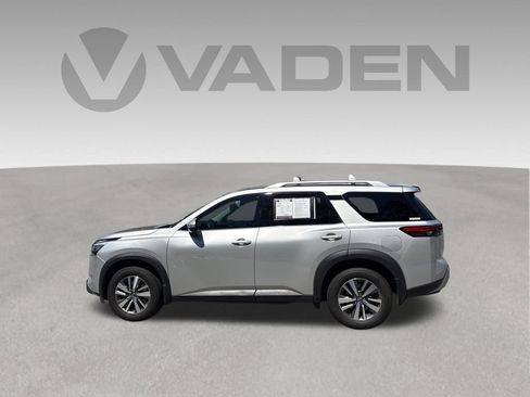 Certified 2023 Nissan Pathfinder SL AWD/4WD image 22