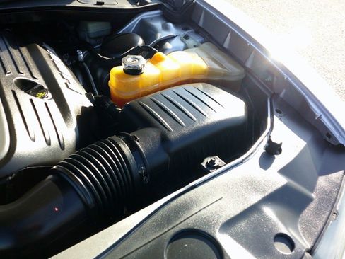 Used 2014 Dodge Charger R/T image 25