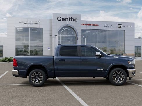 New 2026 RAM 1500 Laramie AWD/4WD image 21