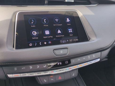 Certified 2023 Cadillac XT4 Luxury w/ Cold Weather Package FWD image 14
