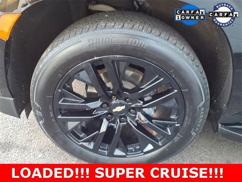 Used 2023 Chevrolet Suburban High Country w/ Advanced Technology Package image 8