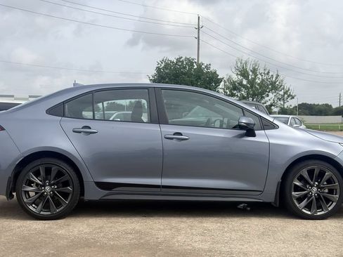Used 2024 Toyota Corolla SE FWD image 6